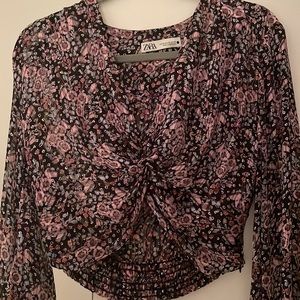 Long sleeve Zara floral top DROPPING TO CONSIGNMENT IF THIS WEEK IF DOESNT SELL